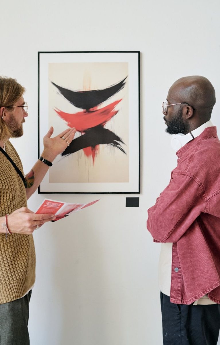 Art exhibition reviews