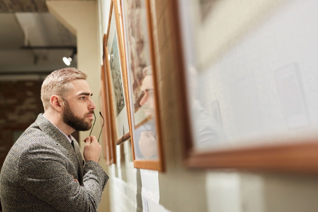 Exhibition reviews